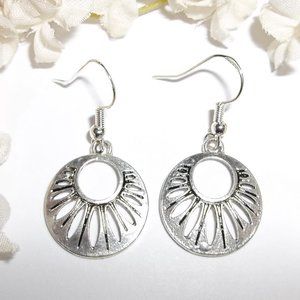 Silver Hoop Earrings Dangle Drop Modern Woman Everyday Casual Style Set NWT 2296